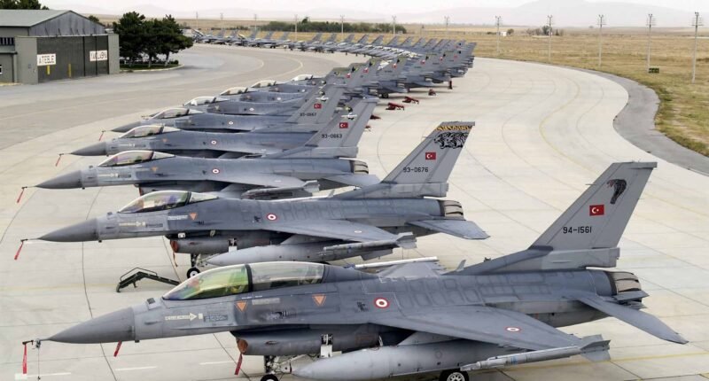 Португалія не передаватиме Україні свої F-16