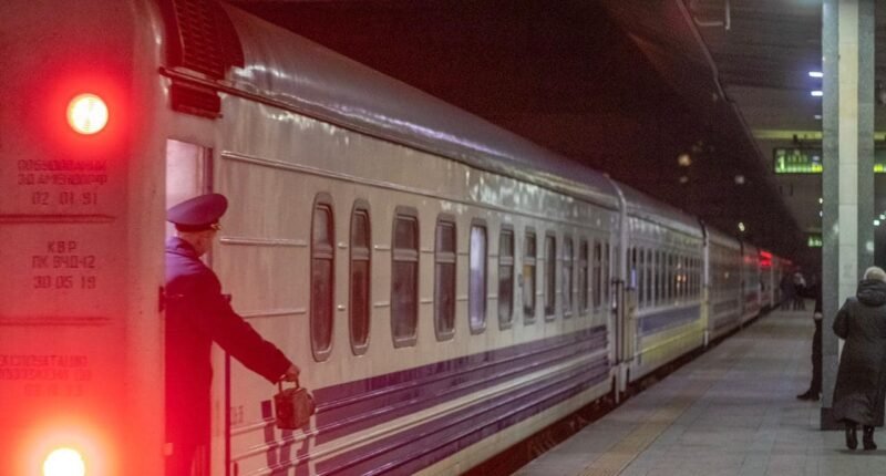 перейменування залізничних станцій у Києві