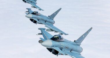 Німецькі винищувачі Eurofighter Typhoon