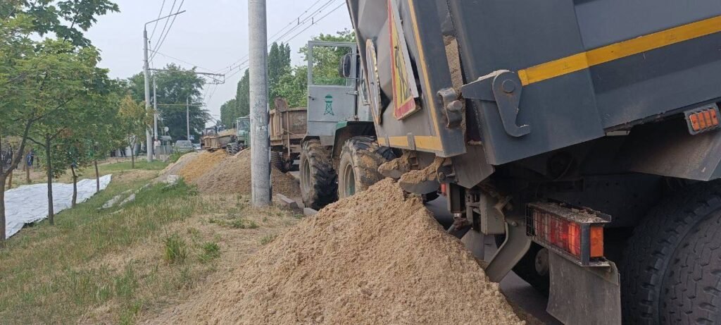 У Миколаєві укріплюють берег