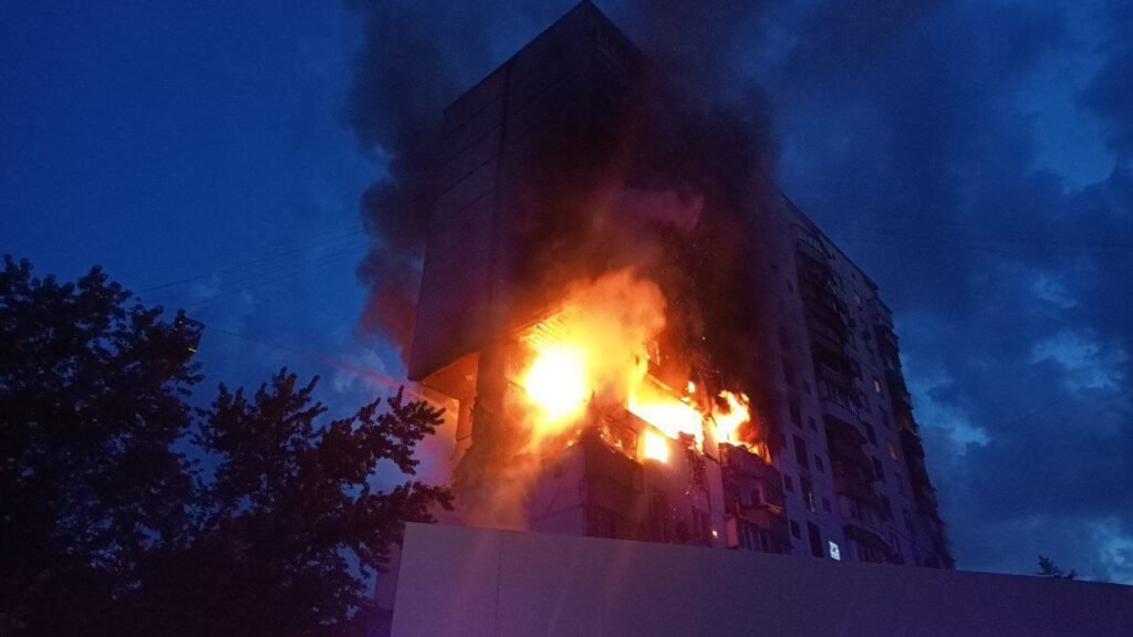 вибух у 16-поверхівці в Києві