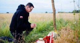 Прем’єр-міністр Польщі Матеуш Моравецький вшанував пам’яті жертв Волинської трагедії