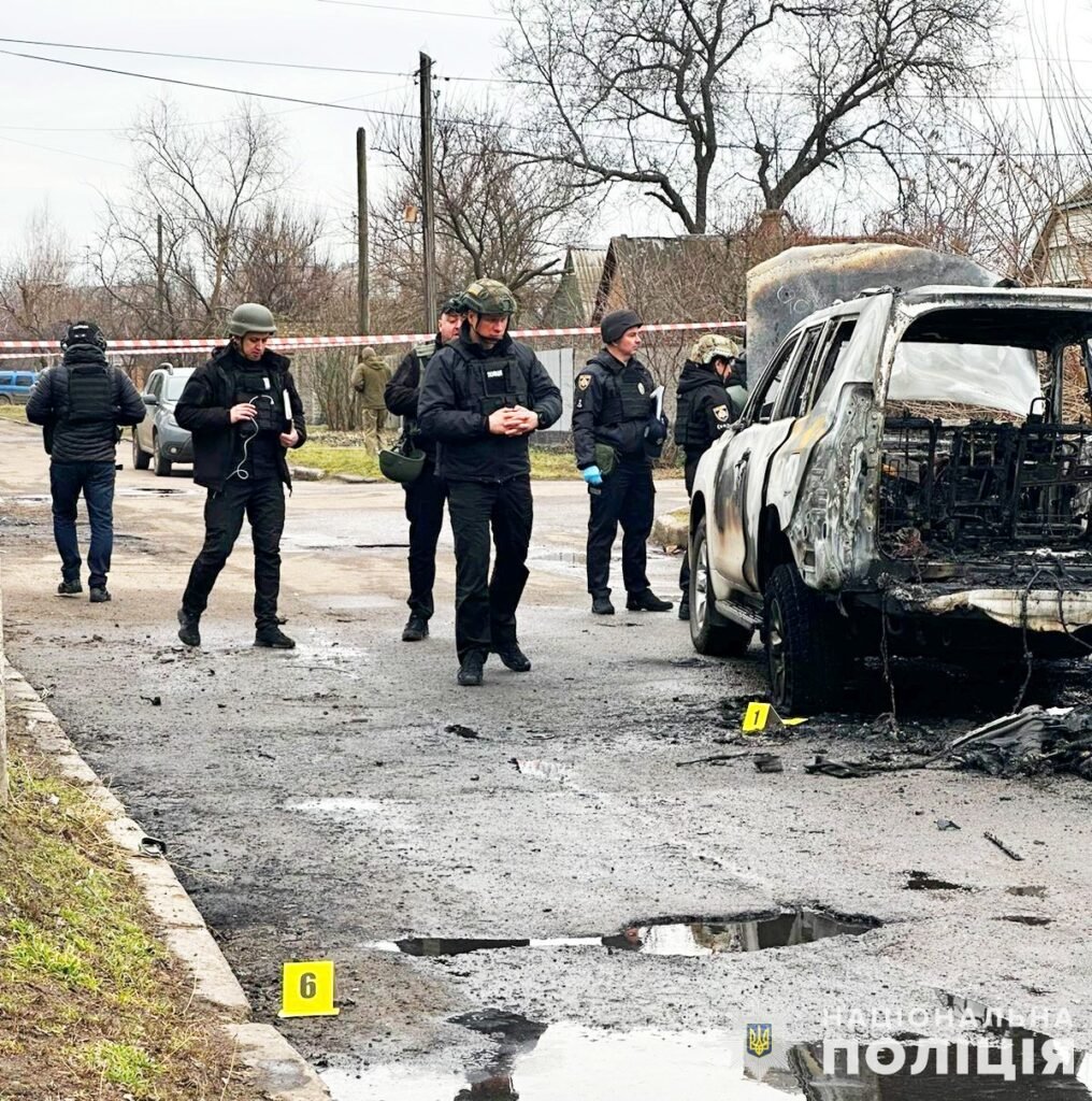 На Дніпропетровщині розстріляли автомобіль посадовця 2