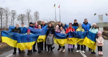 Україна повернула з РФ 11 дітей