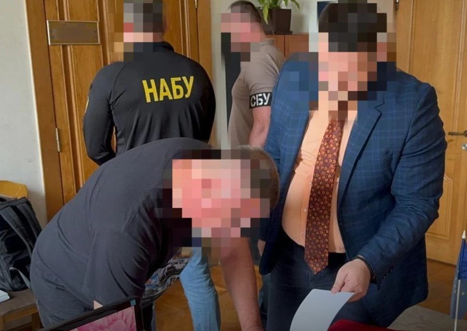 На Рівненщині заступника голови обласної ради спіймали на хабарі 1