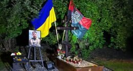 Стало відомо, хто вчинив розгром на могилах військових у Києві
