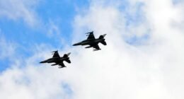 Україна не матиме повної ескадрильї винищувачі F-16